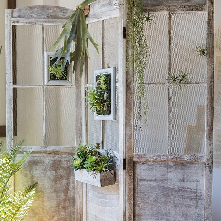 Keep Bare Walls in 2020: Dress Up Your Home with Unique Embellishments - RusticReach