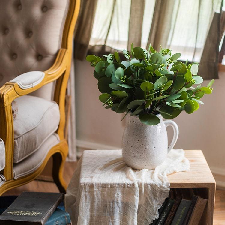 Eucalyptus Stems for Your Zodiac Type - RusticReach