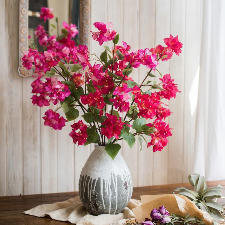 Red Color, Your New Year House Setting’s Best Choice