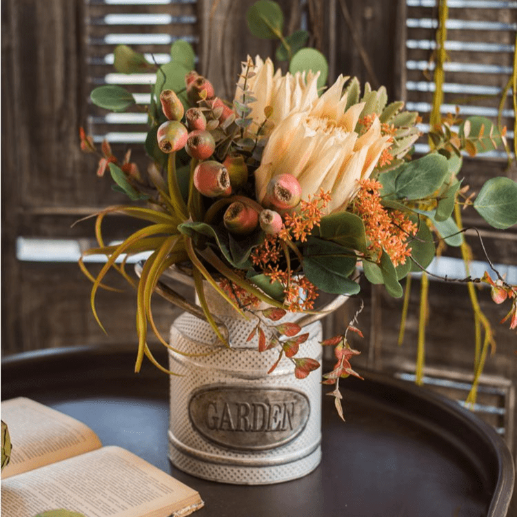 Mountian Oriole Autumn Art King Protea Bouquet - RusticReach