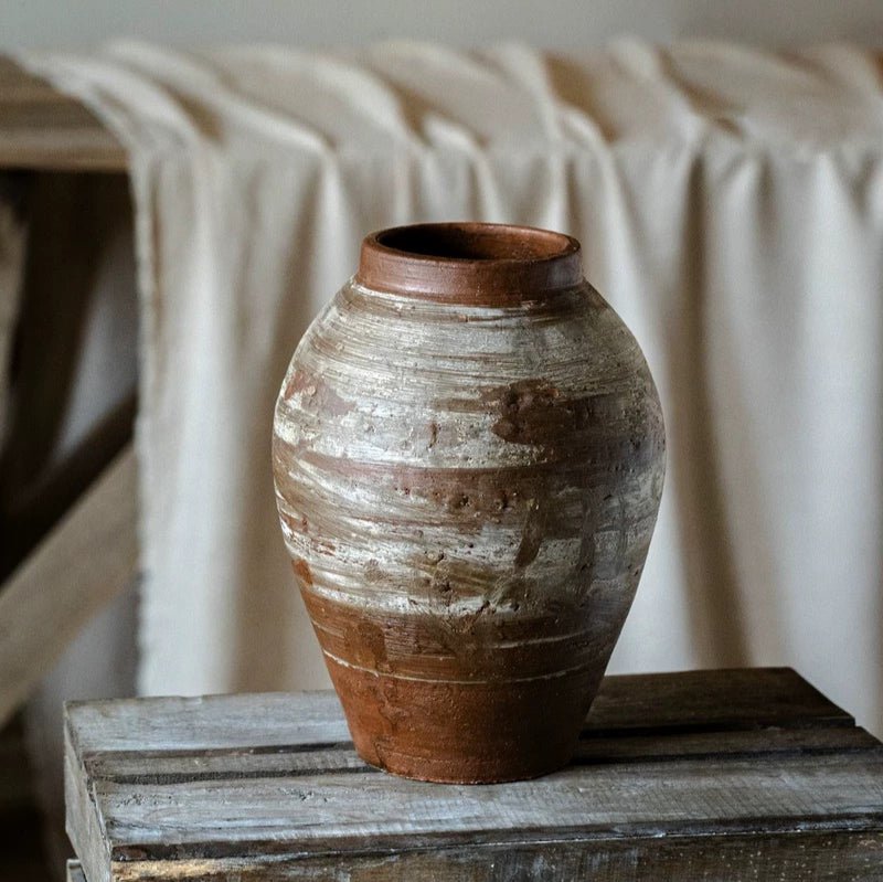 Restoration Brown Clay Pot - RusticReach