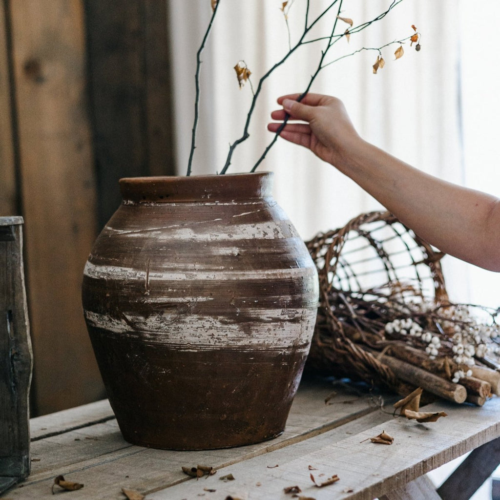 Restoration Brown Clay Pot - RusticReach