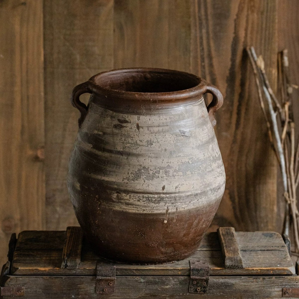 Restoration Brown Clay Pot - RusticReach