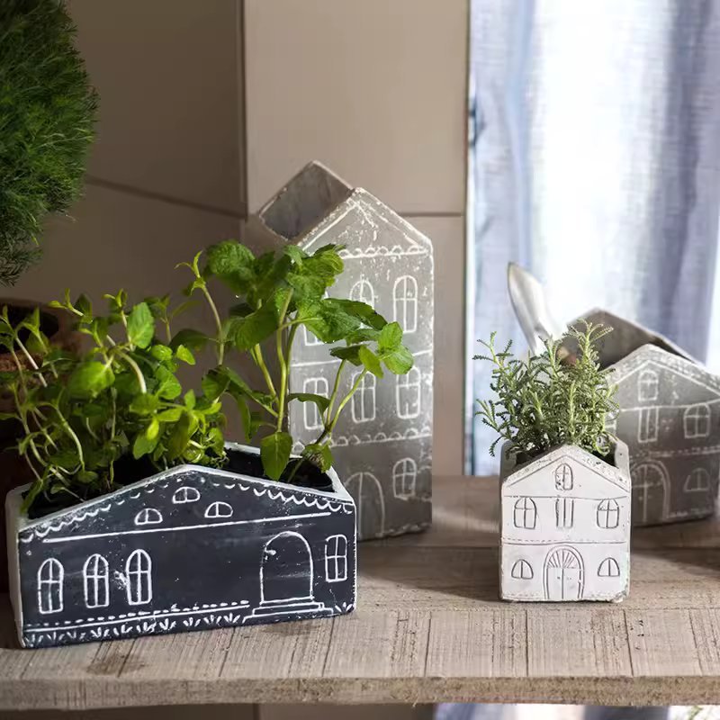 TinyHome Clay Planters - RusticReach
