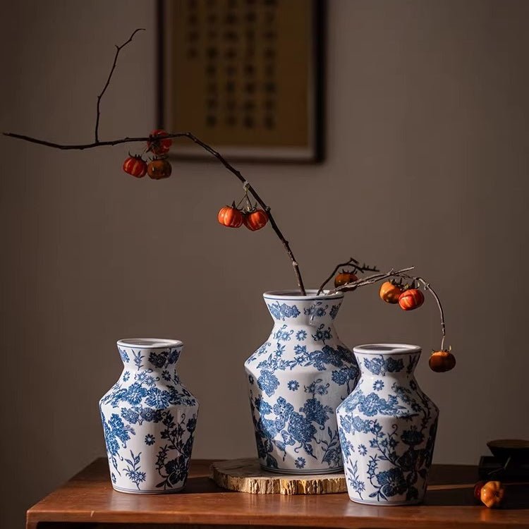 Indigo Porcelain Vase - RusticReach