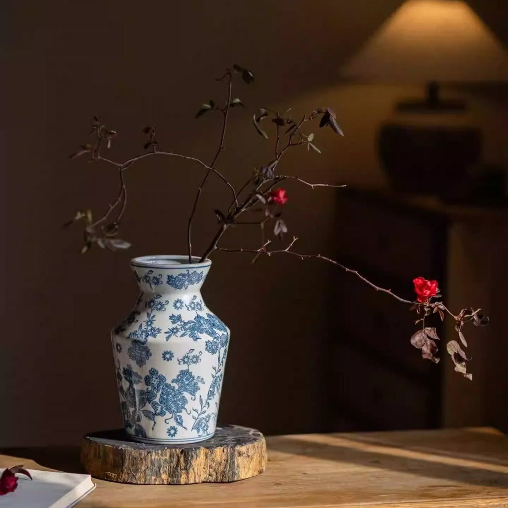 Indigo Porcelain Vase - RusticReach