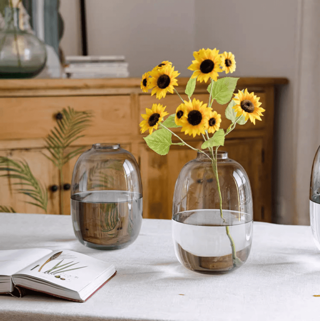 Modern Clear Glass Vase - RusticReach