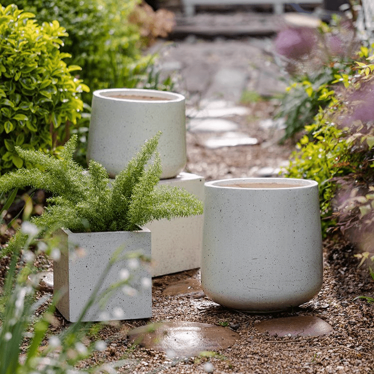 round white pots for plants RusticReach Modern White Planter Round