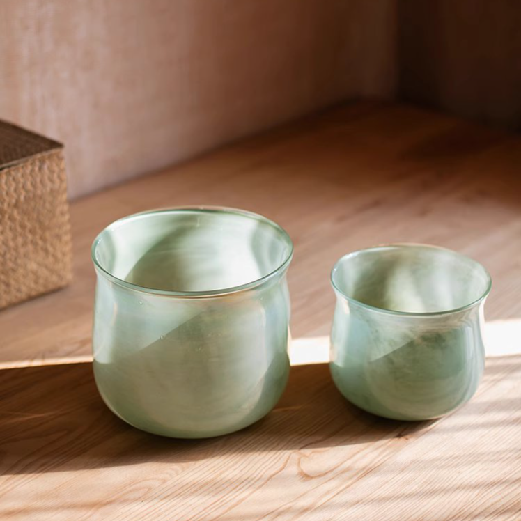 Ruhai Low Glass Vase
