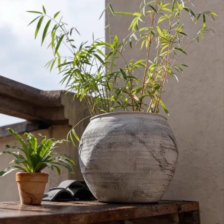 Sierra Round Pot Planter - RusticReach