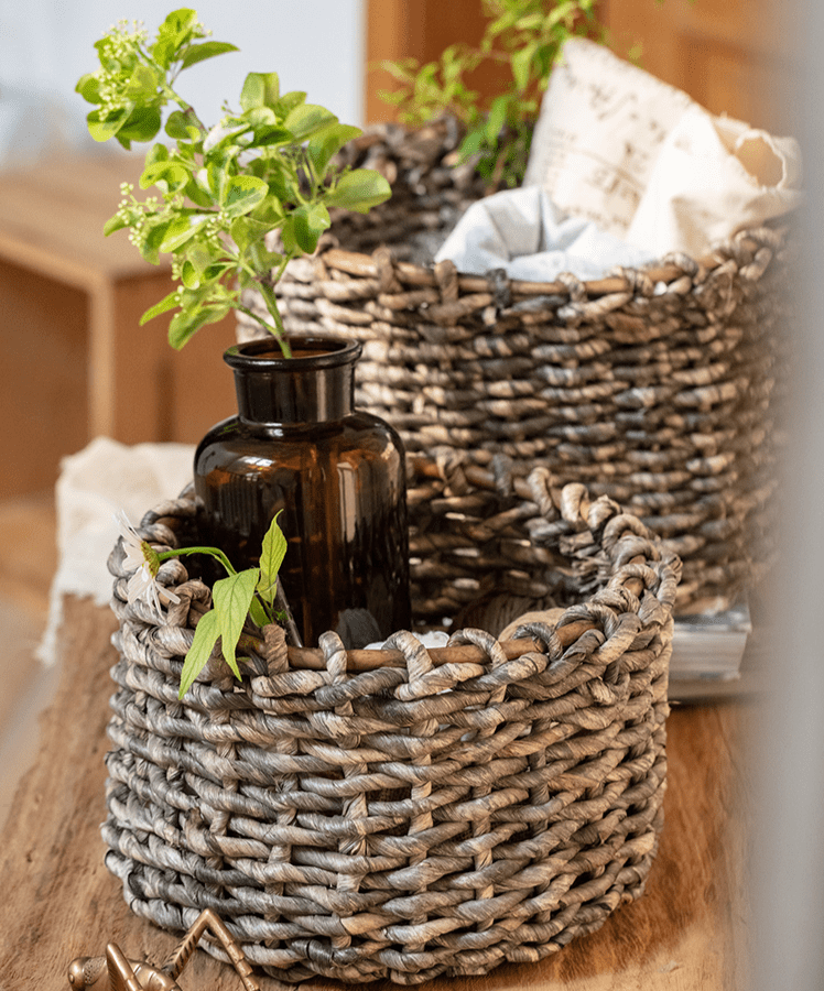 Natural Brown Straw Round Basket - RusticReach