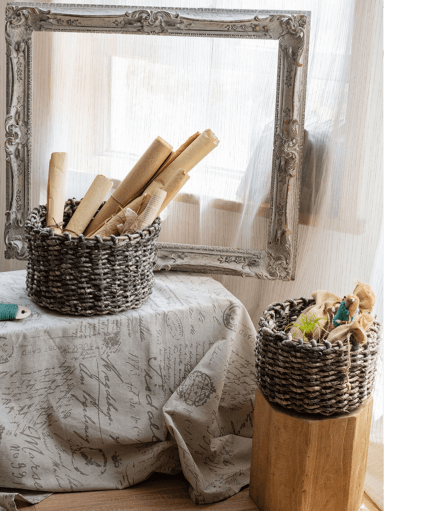 Natural Brown Straw Round Basket - RusticReach