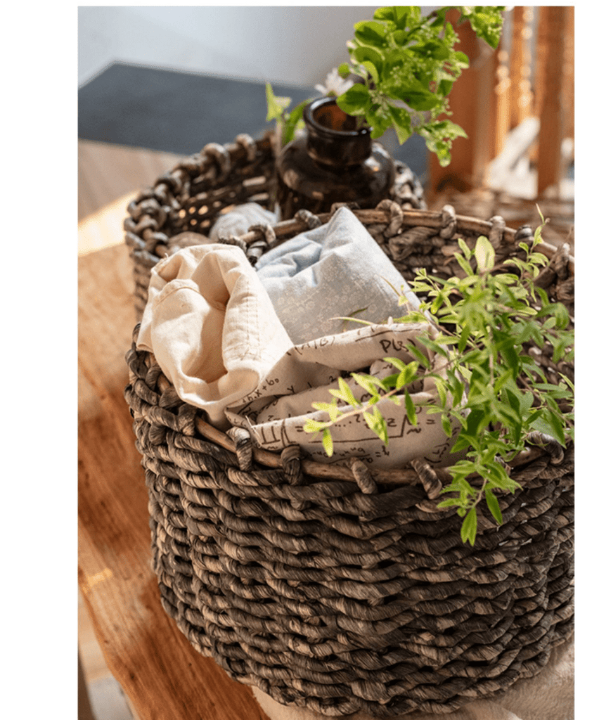 Natural Brown Straw Round Basket - RusticReach