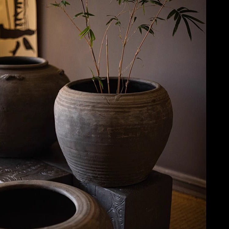Traditional Round Belly Zen Style Ceramic Vase - RusticReach