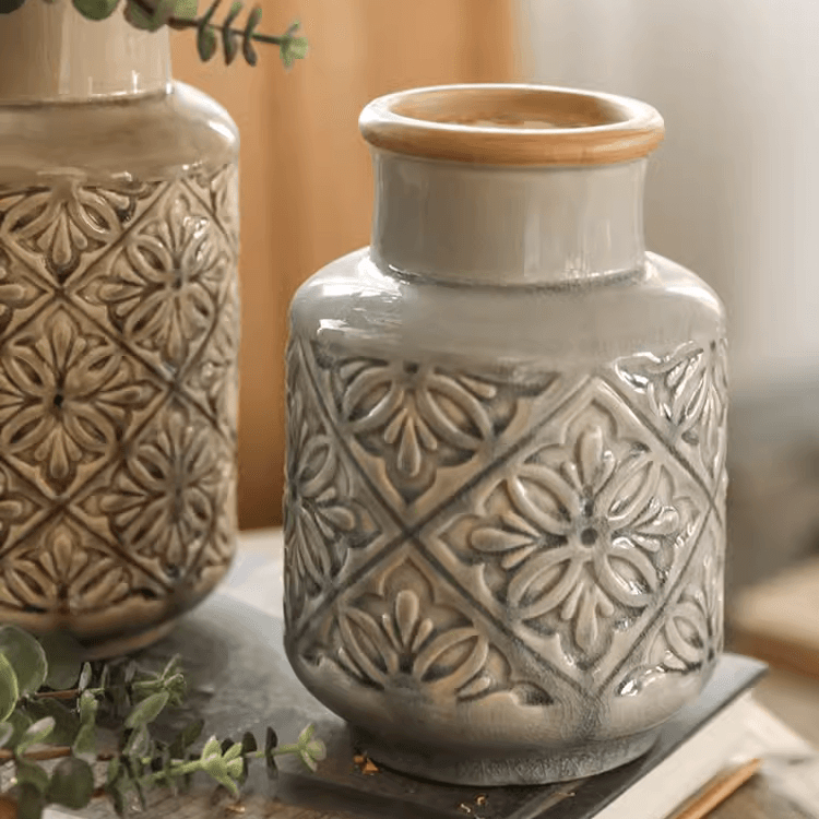 Domino Embossed Pattern Vase - RusticReach