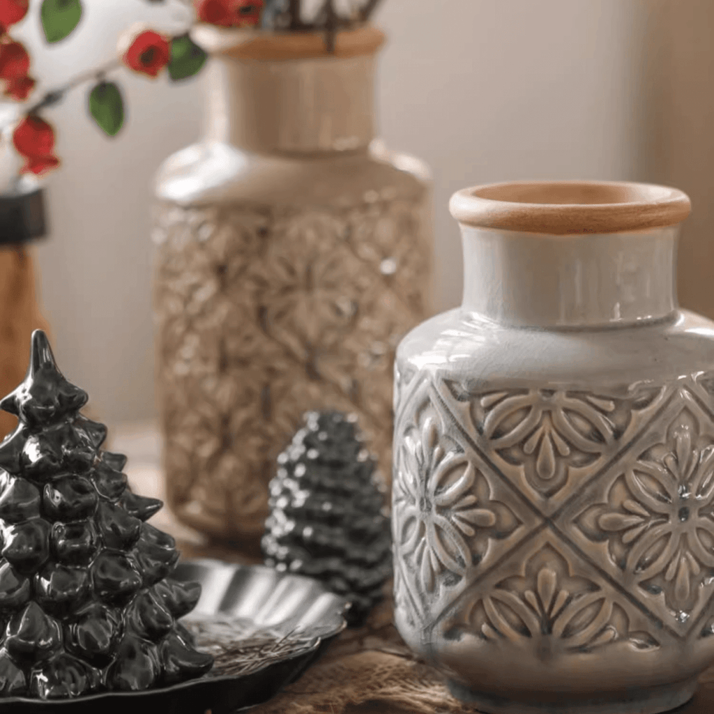 Domino Embossed Pattern Vase - RusticReach