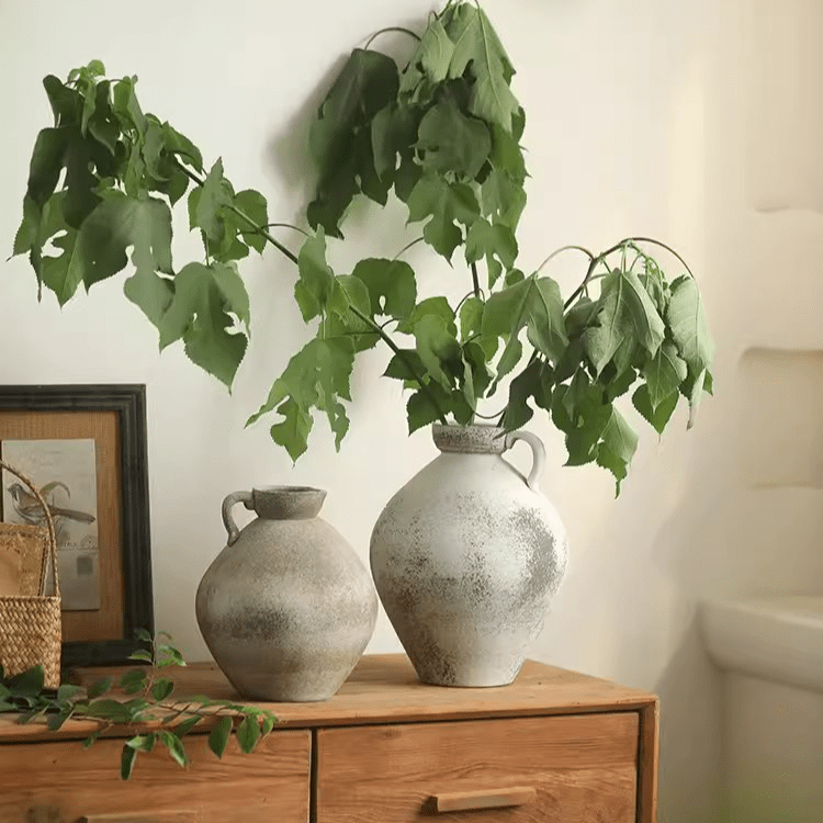 Watertight One Handle Pottery Vase - RusticReach