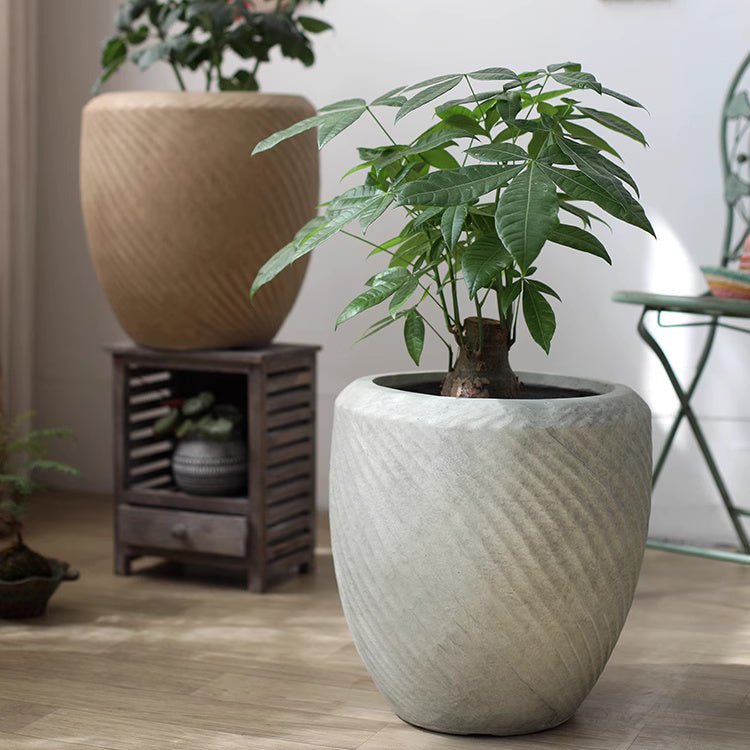 Comtemporary Swirl Planter - RusticReach