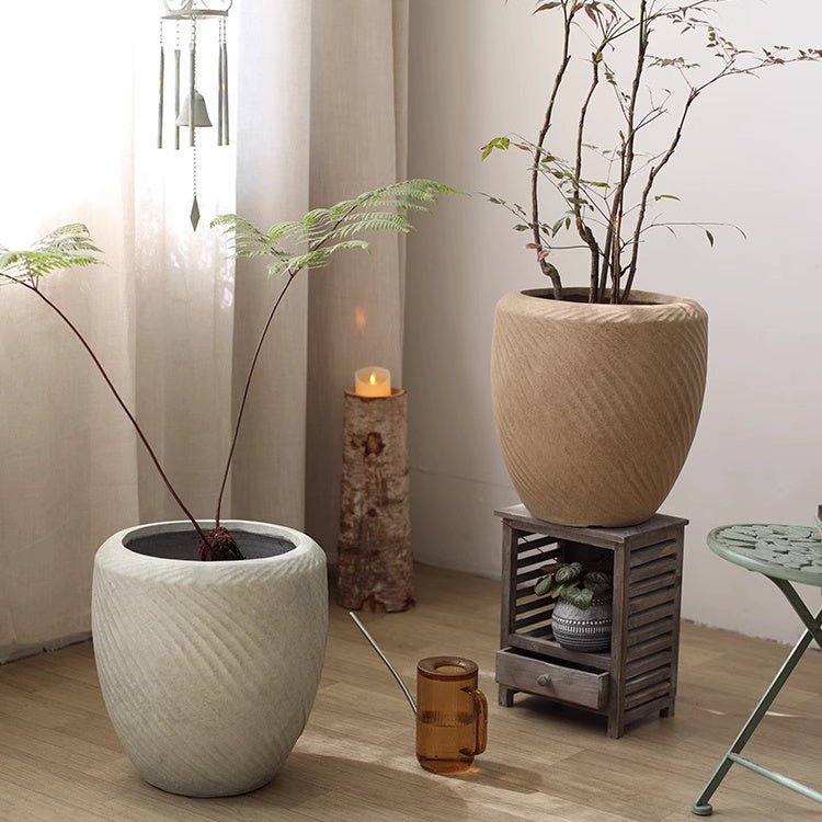 Comtemporary Swirl Planter - RusticReach