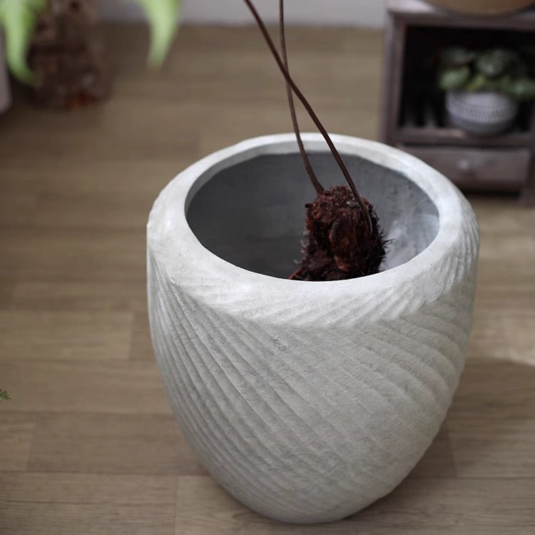 Comtemporary Swirl Planter - RusticReach