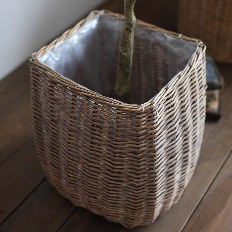 Natural Wicker Floor Planter Basket with Liner - RusticReach