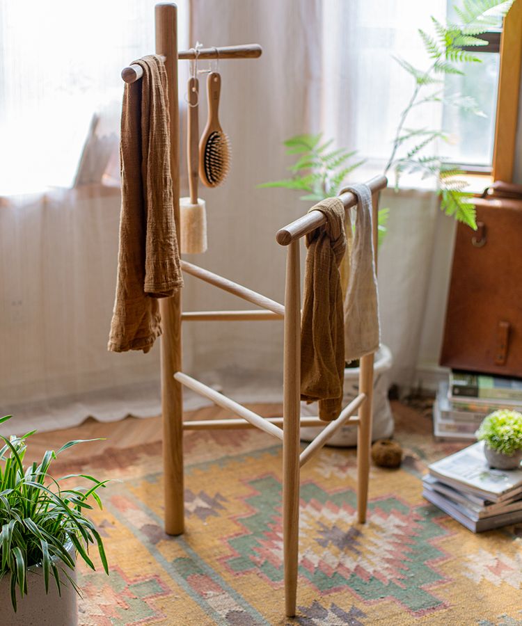 Bathroom towel 2024 stand wooden