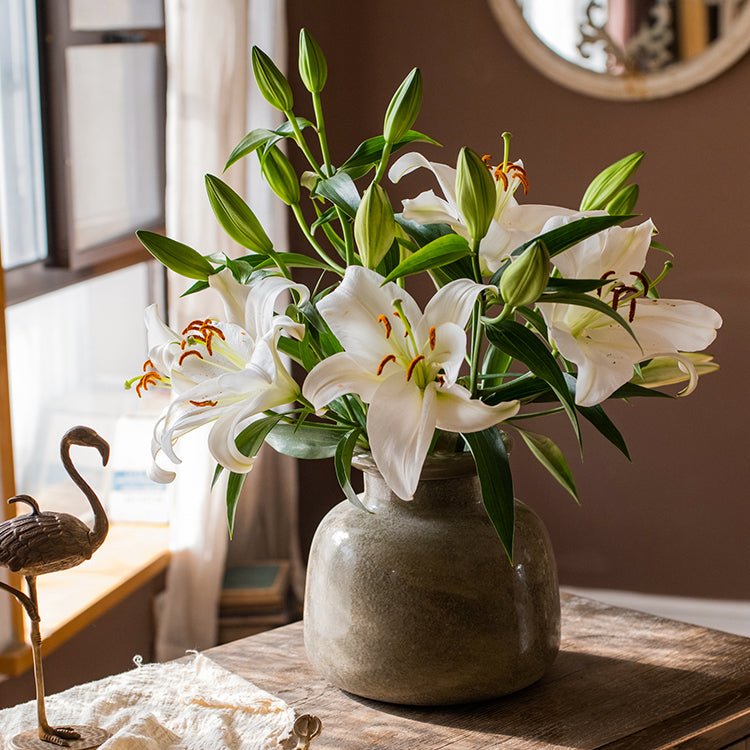 Dark Green Matte Textured Glass Vase - RusticReach