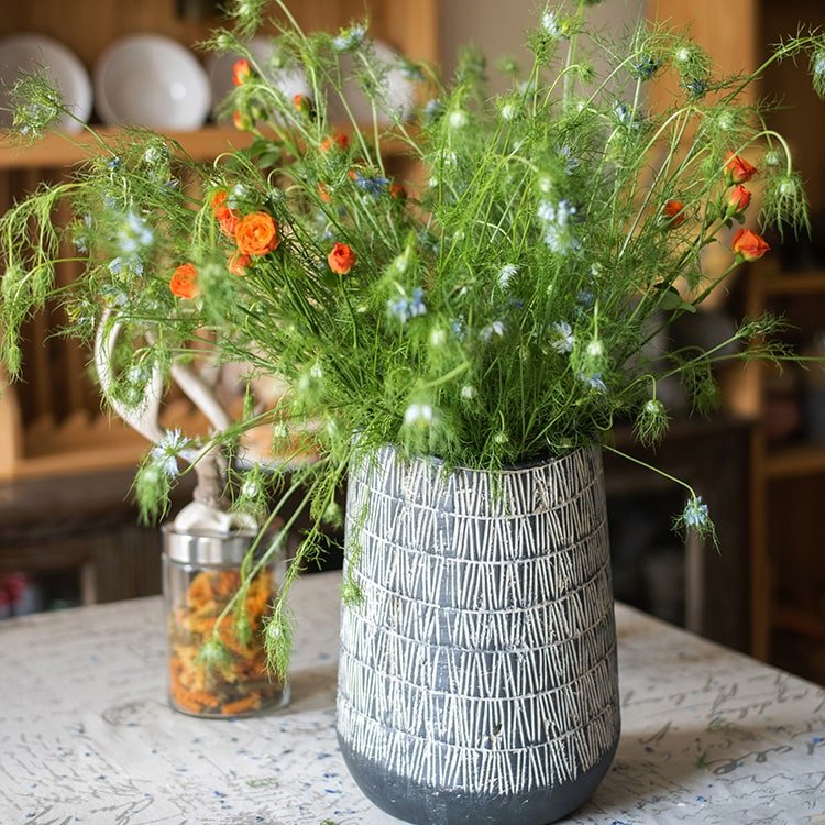 Geometry Line Ceramic Stoneware Flower Pot - RusticReach