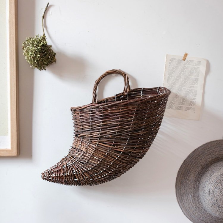 hanging woven plant basket Horn Shape Willow Hanging Basket Planter