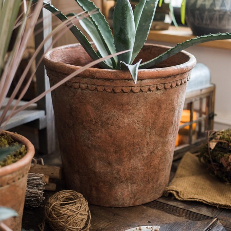rusticreach large terracotta red concrete planter pot Large Terracotta Red Concrete Planter Pot – RusticReach