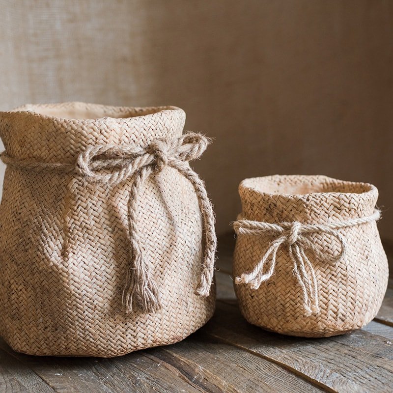 Ribbon Bag Style Concrete Garden Pot - RusticReach