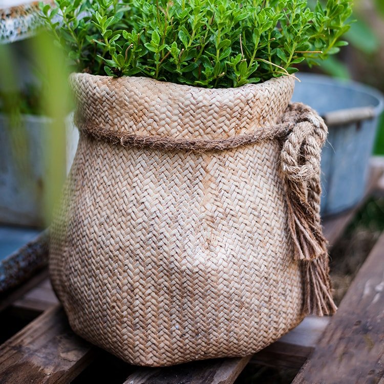 Ribbon Bag Style Concrete Garden Pot - RusticReach