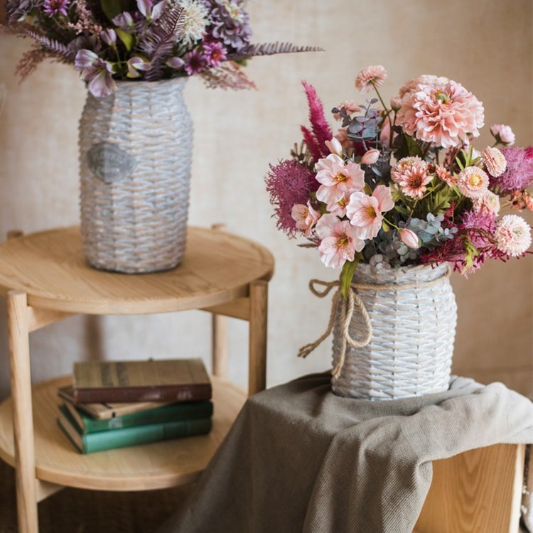 Willow Style Ribbon Concrete Flower Pot - RusticReach