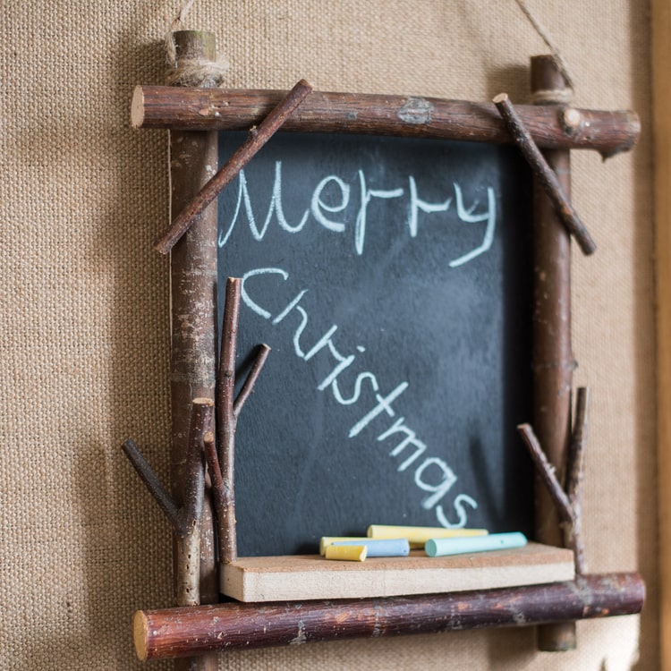 Christmas Small Chalkboard Decoration – RusticReach