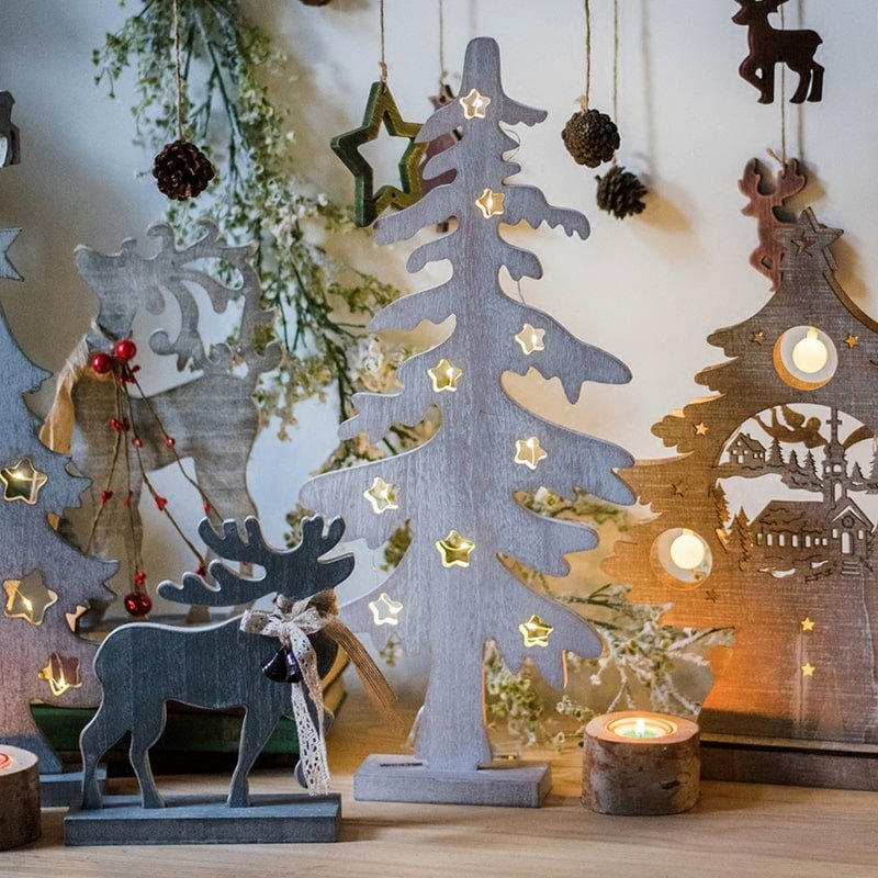 Christmas Desktop Decoration Figurines in Wood - RusticReach