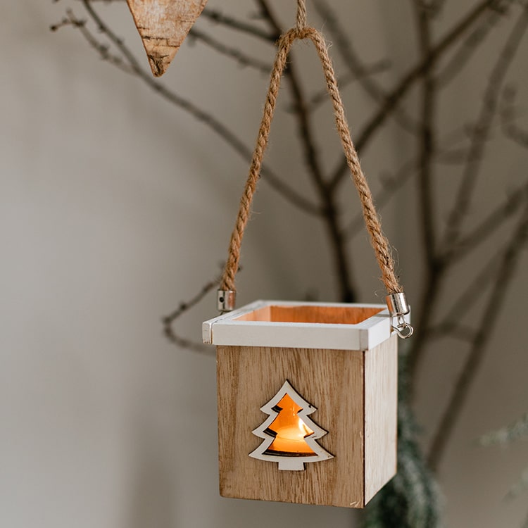 Christmas Tree Wood Box Candle Holder Ornament Randomly Picked