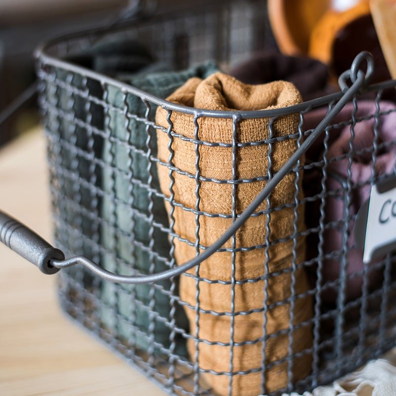 Zakka Multifunctional Wire Organizer Basket - RusticReach