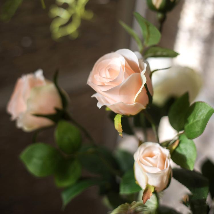 Faux Artificial Flower Silk 4 Rose Bloom Stem in Champagne Color 31" Tall - RusticReach