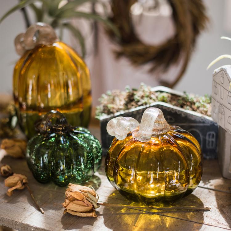 Glass Pumpkin Accents - RusticReach