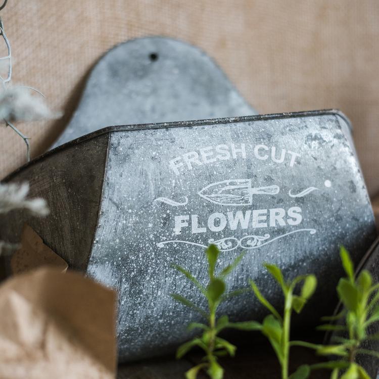Iron Flower Wall Planter - RusticReach