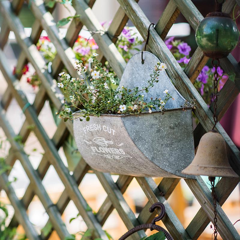 Iron Flower Wall Planter - RusticReach