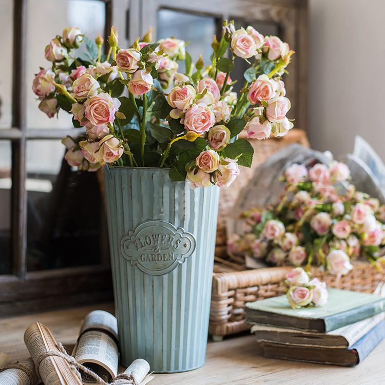 Metal Pot 'Flowers and Garden' Pot with Metal Handles (Set of 3) - RusticReach