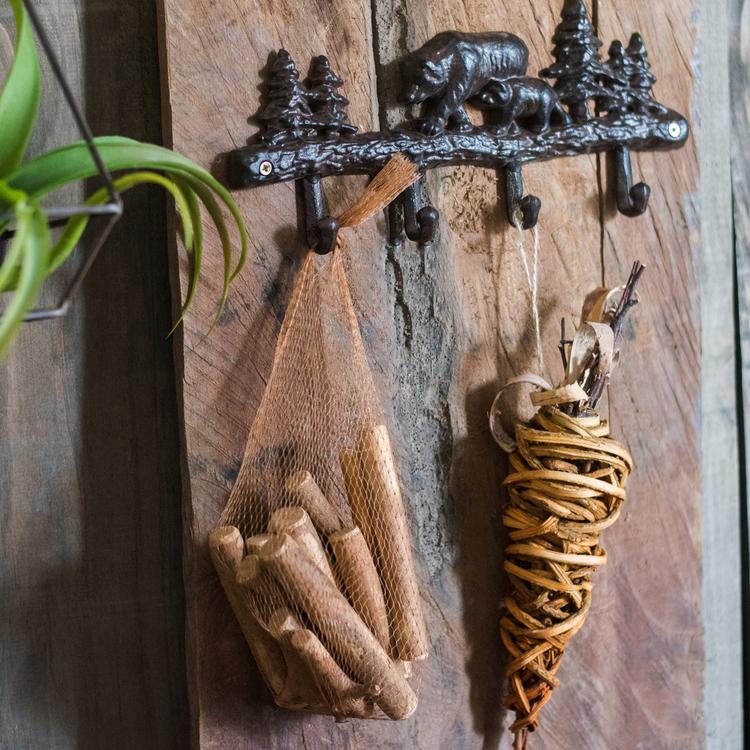 Pine Cone Decoration - RusticReach