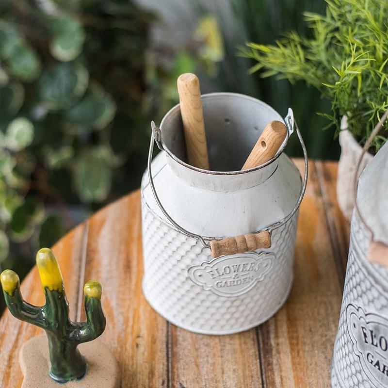 White Small Iron Flower Garden Barrel - RusticReach