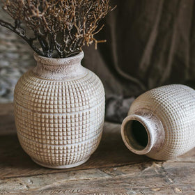 products/white-textured-porcelain-ceramic-jar-vase-rusticreach-141090.jpg