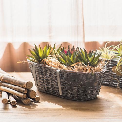 Wicker discount planter set